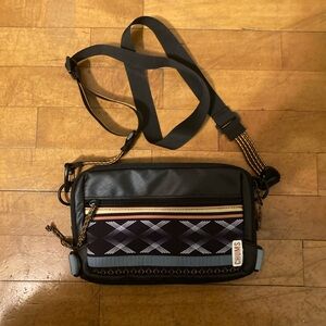Chums purse/belt bag